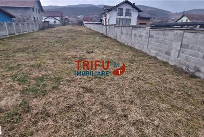 Teren de 1385 mp, în Micești