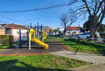 Casa multifamiliala cu 4 unita?i locative, aproape de centrul ora?ului ideala pentru investi?ie! Casa multifamiliala cu 4 unita?i locative, aproape de centrul ora?ului ideala pentru investi?ie! - 7