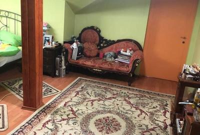 Casă cu 8 camere cu Teren 750 Mp în Central - 3