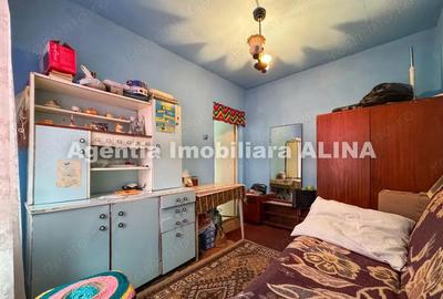 Se primeste in GAZDA o femeie cu varsta de peste 60 ani, intr-un Apartament modest cu 2 camere! - 11