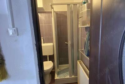 Apartament de vanzare 3camere - 8