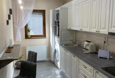 Vand apartament deosebit situat la trei minute de Partia Kalinderu!!! - 3