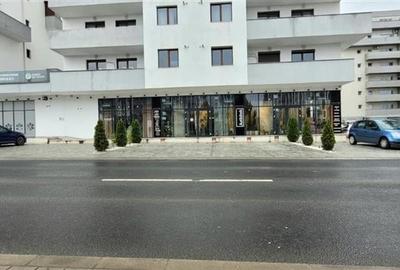 Spatiu comercial cu vitrina Doamna Stanca mall Selimbar - 1