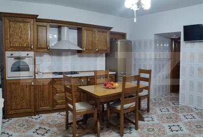 Casă cu 6 camere cu Teren 1178 Mp în Micro 6 - 14