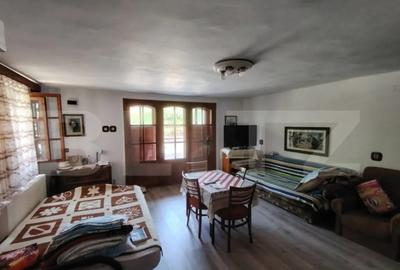 Casă cu 5 camere cu Teren 226 Mp în Sovata - 10