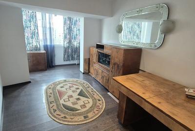 Apartament cu 4 camere semidecomandat în Tei - 5