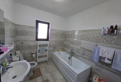 CASĂ TIP DUPLEX în Valea Adâncă - Iași, reper 5 Drumuri, mobilata si utilata - 9