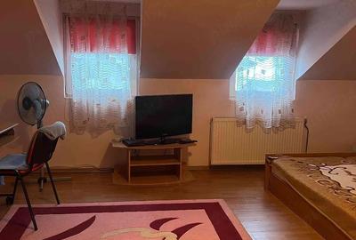 Casă cu 3 camere cu Teren 600 Mp în Central - 4