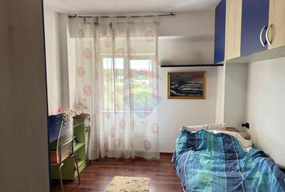 Apartament cu 4 camere de vanzare,Strada Crangului Nr. 11, zona Balta - 7