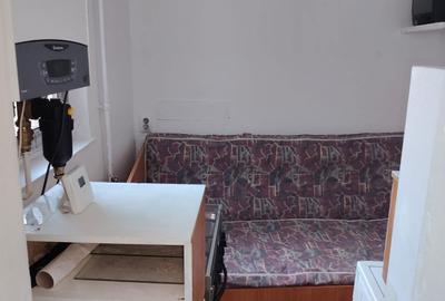 Apartament semidecomandat în Universitate - 1