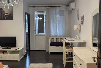 Garsonieră semidecomandată, mobilată în Muncii