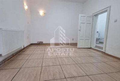 Apartament 2 camere in zona Parneava nemobilat - 2