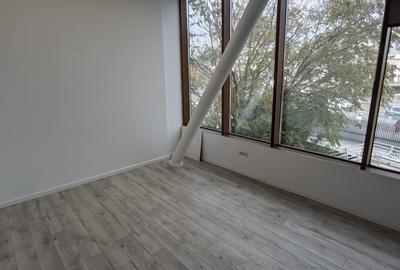 Spațiu comercial de închiriat, 350 mp, Piața Mihai Viteazul - 18
