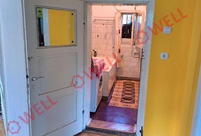 De vânzare în centrul Sovata un teren de 2159 m² cu mai multe case în aceeași cu - 3