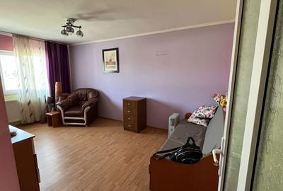 Apartament cu 2 camere decomandat în Central - 1