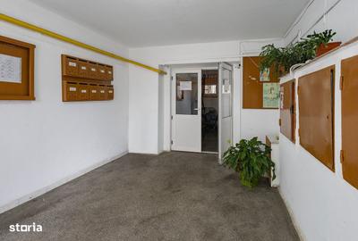 Apartament cu 3 camere decomandat, mobilat în Complex Studențesc