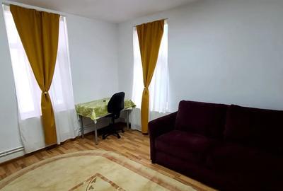 Inchiriez ap. 2 camere central - 8