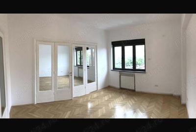 Apartament cu 5 camere semidecomandat în Amzei - 1