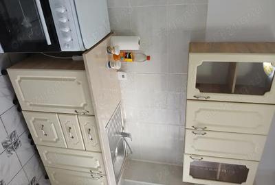 Apartament cu 2 camere semidecomandat, mobilat în Rovine - 9