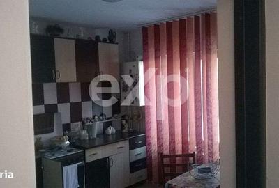 Casă cu 4 camere în Merișani - 5