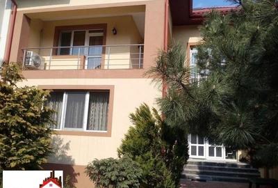 Vanzare vila 6 camere Jiului - 12