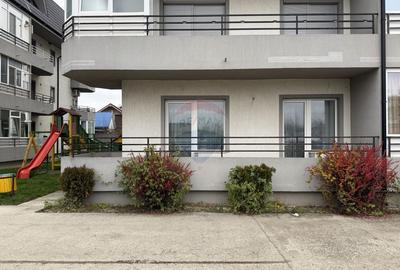 Apartament cu 3 camere de vanzare cu loc de parcare, Calea Barladului - 15