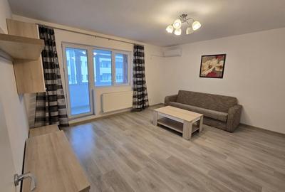 Apartament cu 2 camere decomandat, mobilat în Central