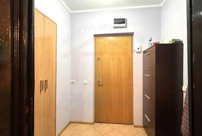 Apartament cu 2 camere circular, mobilat în Micro 17 - 10