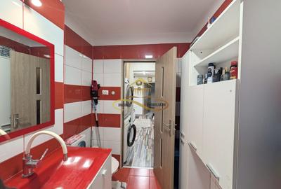 Apartament cu 3 camere decomandat în 9 Mai - 10