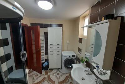 Apartament cu 3 camere decomandat, mobilat în Sud - 3