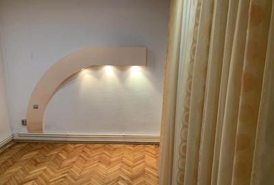 Apartament cu 3 camere decomandat în Central - 7