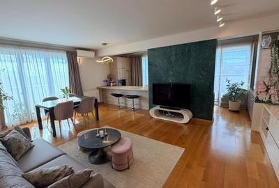 Penthouse cu 3 camere decomandat, mobilat în Central - 1