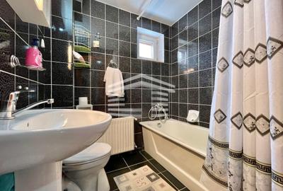 Vila individuala P+E+M - 5 camere - 3 bai - Garaj - Centrul Istoric Vila individuala P+E+M - 5 camere - 3 bai - Garaj - Centrul Istoric - 10