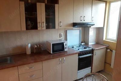 Apartament cu 2 camere decomandat în Intim - 3