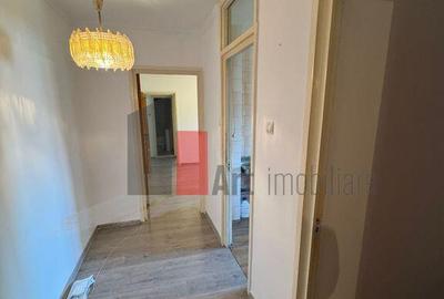 De vanzare Apartament 3 camere, Sector 4 De vanzare Apartament 3 camere, Sector 4 - 10