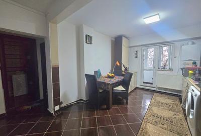 Apartament cu 2 camere decomandat, mobilat în 13 Septembrie - 5