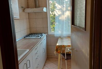 Apartament cu 3 camere semidecomandat în Crângași - 4
