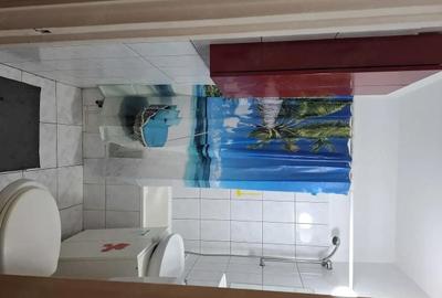 Garsonieră semidecomandată în Titan