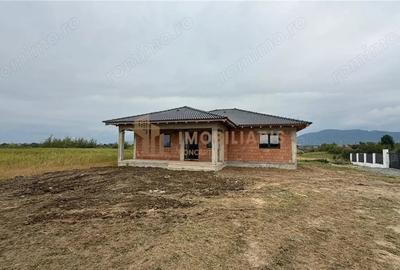 Casă cu Teren 800 Mp în Mocira - 13