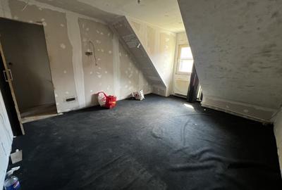 Casă cu 4 camere cu Canalizare în Florești - 3