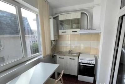 Garsonieră decomandată în Berceni - 2