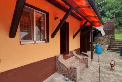Casă cu 4 camere în Gârliște - 2