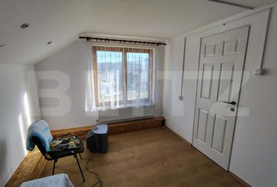 Casă individuală cu 10 camere cu Canalizare în Mociu - 19