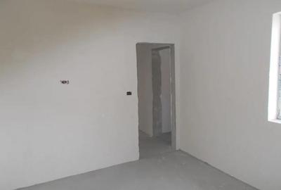 Casă cu 4 camere cu Teren 350 Mp în Crișan - 9