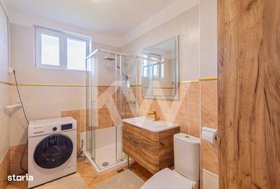 Casă cu 7 camere cu Garaj în Fundata - 3