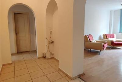 Apartament cu 4 camere decomandat în Vasile Aaron - 10