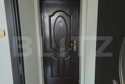 Apartament de vanzare, cu 2 camere, 33 mp, zona Piata 1 Mai - 2