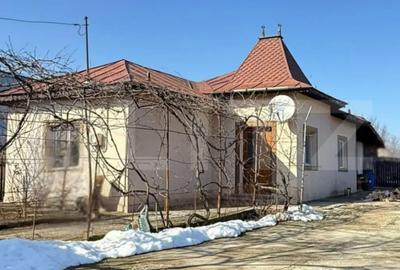 Casă cu 4 camere cu Teren 1200 Mp în Central - 11