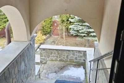 Casă individuală cu 3 camere cu Canalizare în Poiana Țapului - 3