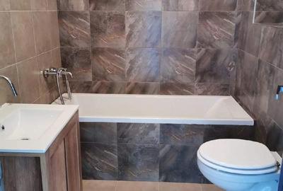 Apartament cu 3 camere decomandat în Sâncraiu de Mureș - 5